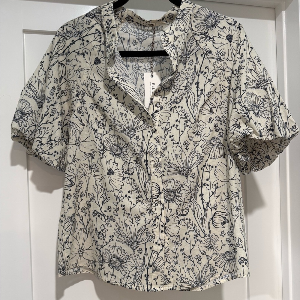 ELLISON Women’s Floral Blouse Size Small Cream Navy Puff Sleeve NWT